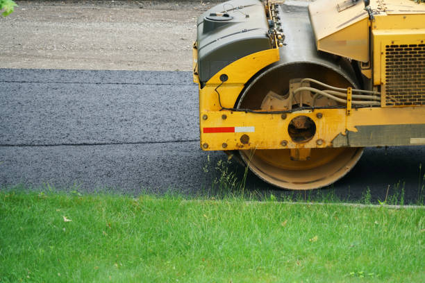 Best Commercial Driveway Pavers  in Cloverdale, VA